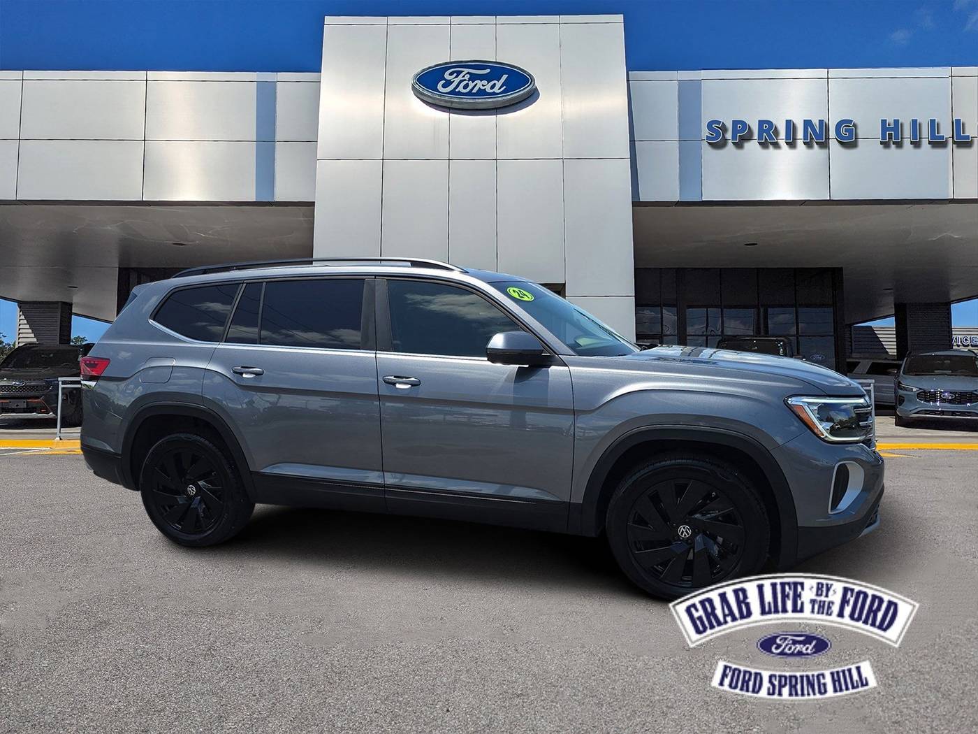 2024 Volkswagen Atlas SE with Technology — SUV — 24,185 mi — Spring Hill, FL