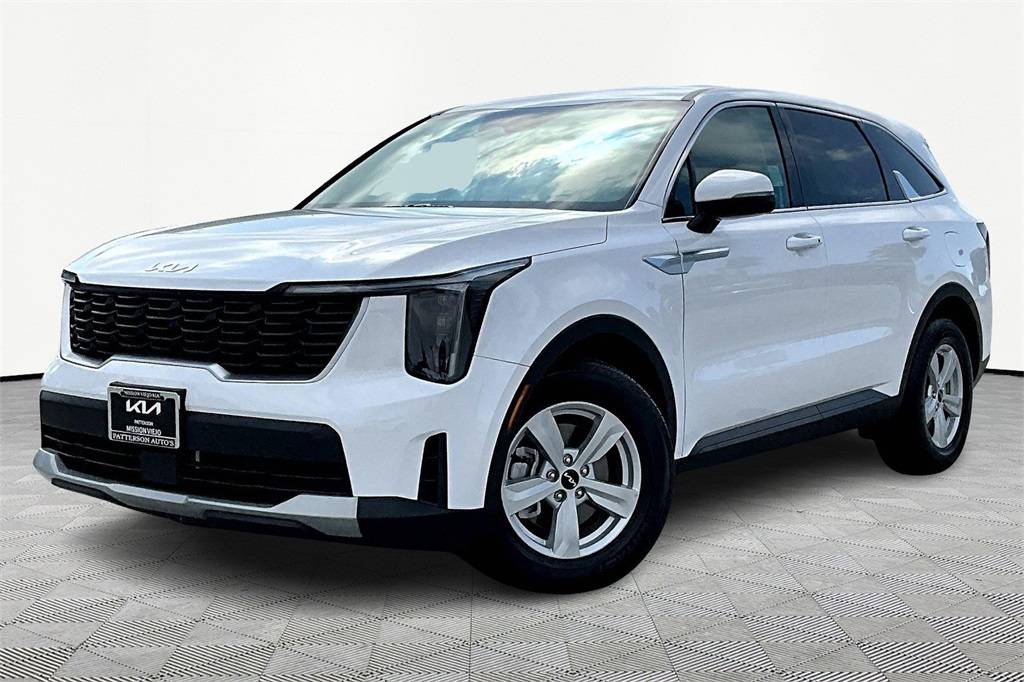 2025 Kia Sorento LX — SUV — 4,251 mi — Mission Viejo, CA