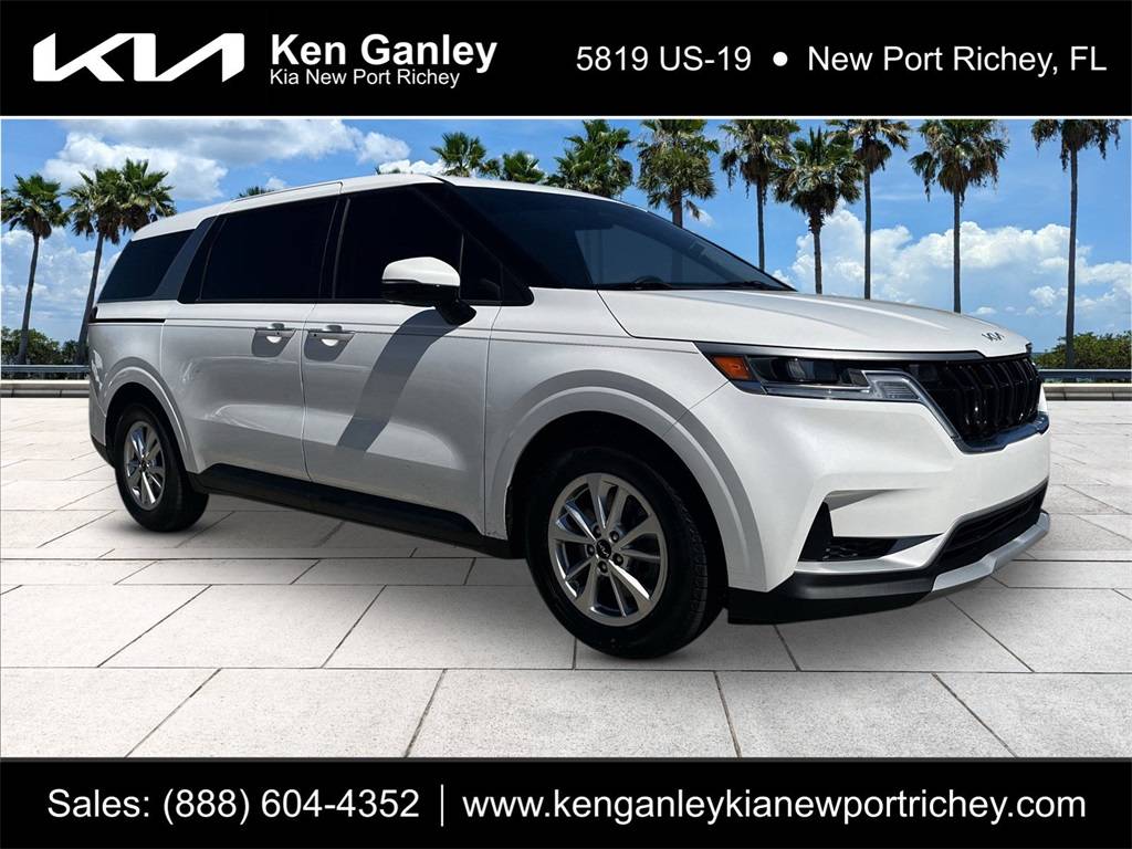 2022 Kia Carnival LXS — Minivan — 82,815 mi — New Port Richey, FL