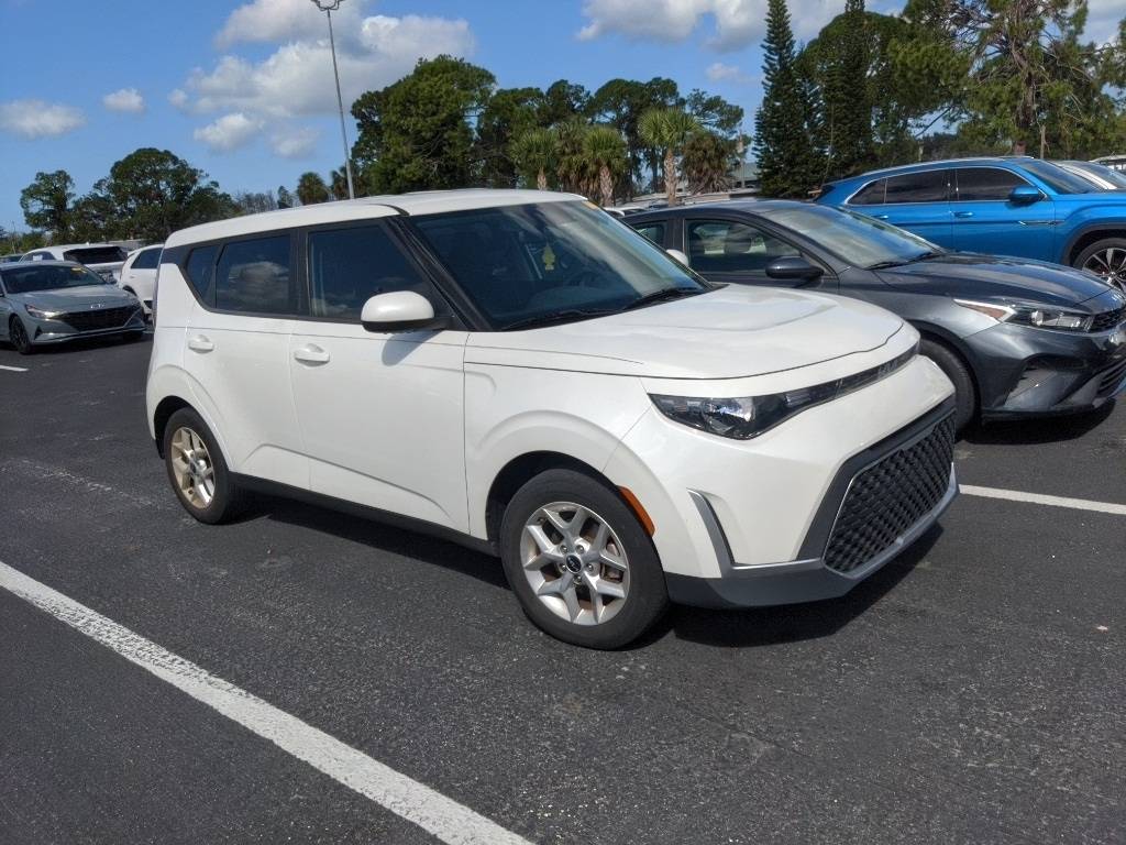 2023 Kia Soul LX — Hatchback — 53,381 mi — New Port Richey, FL