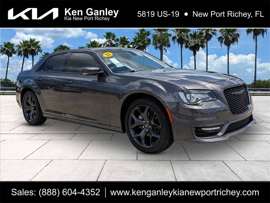 2023 Chrysler 300 Touring L — Sedan — 26,419 mi — New Port Richey, FL