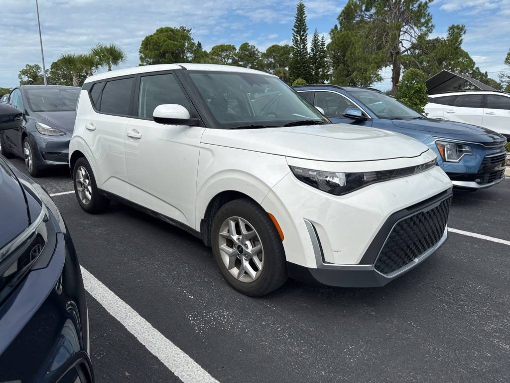2023 Kia Soul S — Hatchback — 30,696 mi — New Port Richey, FL