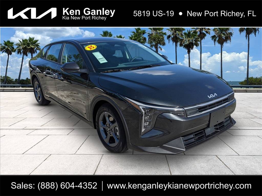 2025 Kia K4 LXS — Sedan — 155 mi — New Port Richey, FL