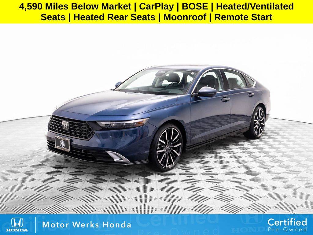 2024 Honda Accord Hybrid Touring — Sedan — 11,137 mi — Barrington, IL