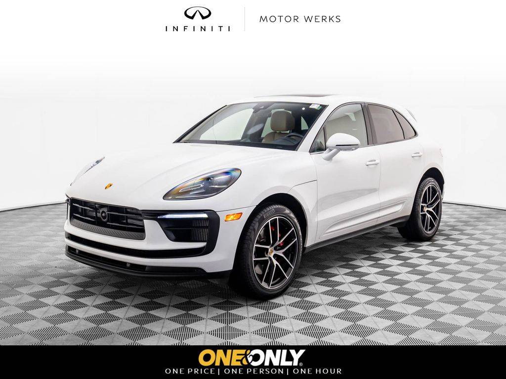 2023 Porsche Macan S — SUV — 18,405 mi — Barrington, IL