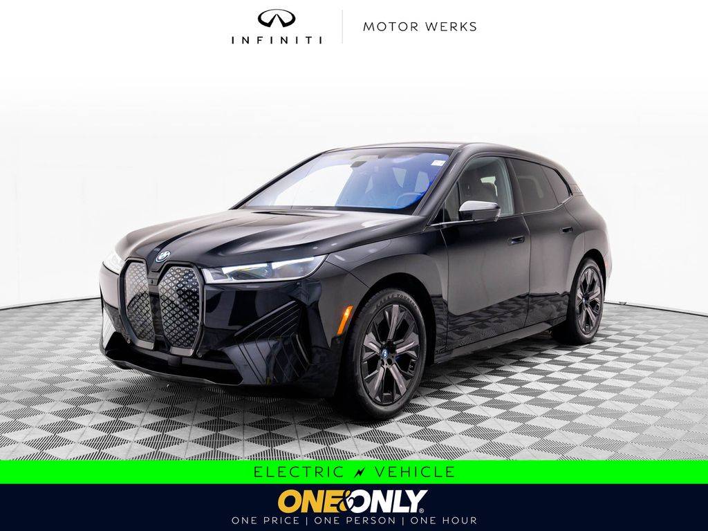 2023 BMW iX M60 — SUV — 14,740 mi — Barrington, IL