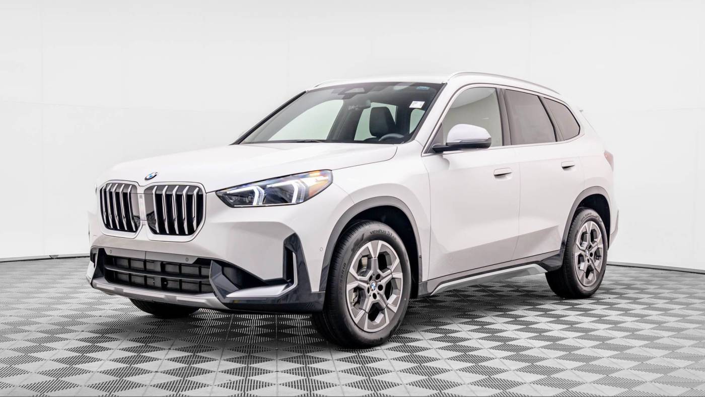 2024 BMW X1 28i — SUV — 5,271 mi — Barrington, IL