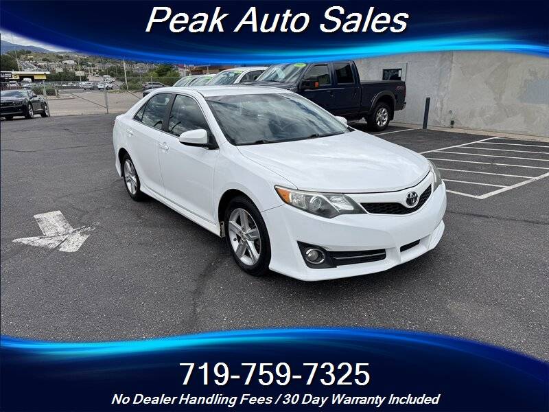 2014 Toyota Camry SE — Sedan — 136,886 mi — colorado springs, CO