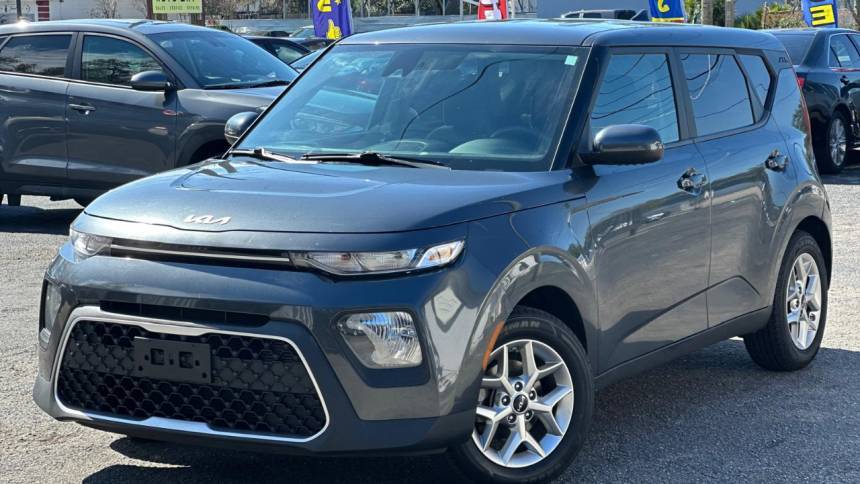 2022 Kia Soul LX — Hatchback — 117,091 mi — Tampa, FL