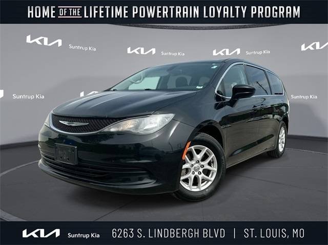 2017 Chrysler Pacifica LX — Minivan — 92,662 mi — St. Louis, MO