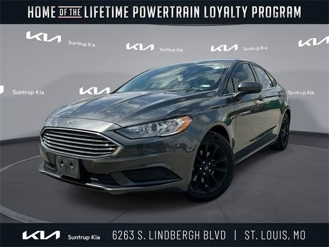 2017 Ford Fusion SE — Sedan — 111,606 mi — St. Louis, MO