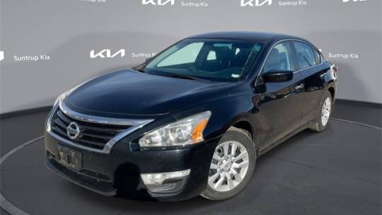 2015 Nissan Altima 2.5 S — Sedan — 90,611 mi — St. Louis, MO