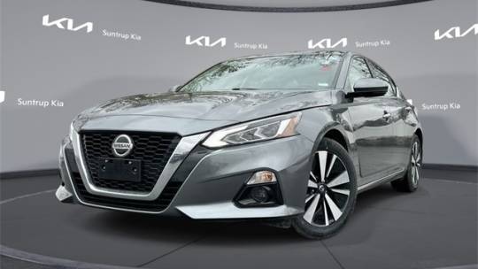2021 Nissan Altima SL — Sedan — 42,699 mi — St. Louis, MO