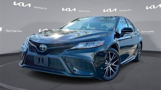 2023 Toyota Camry SE — Sedan — 28,736 mi — St. Louis, MO