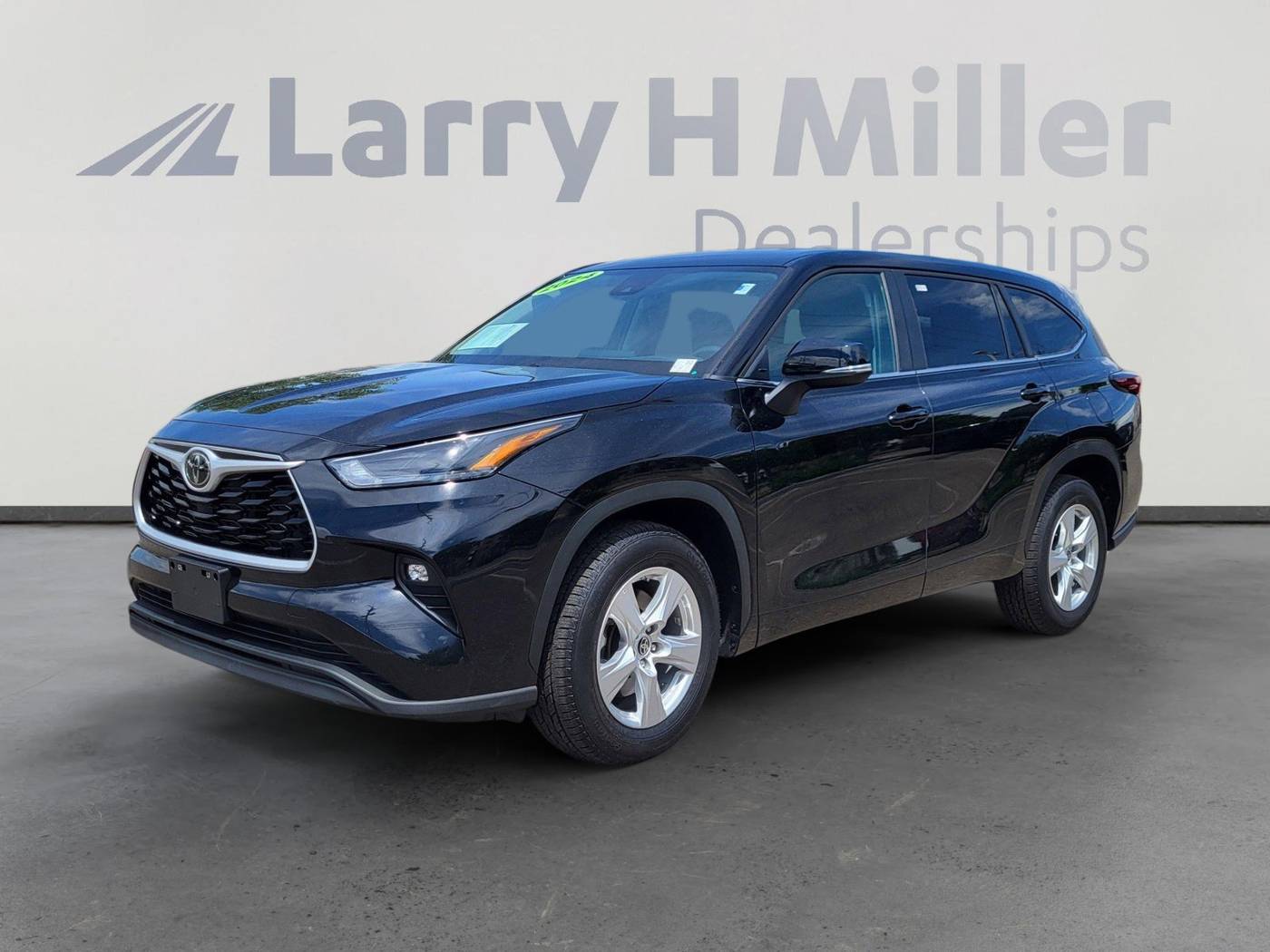 2024 Toyota Highlander LE — SUV — 30,387 mi — Albuquerque, NM