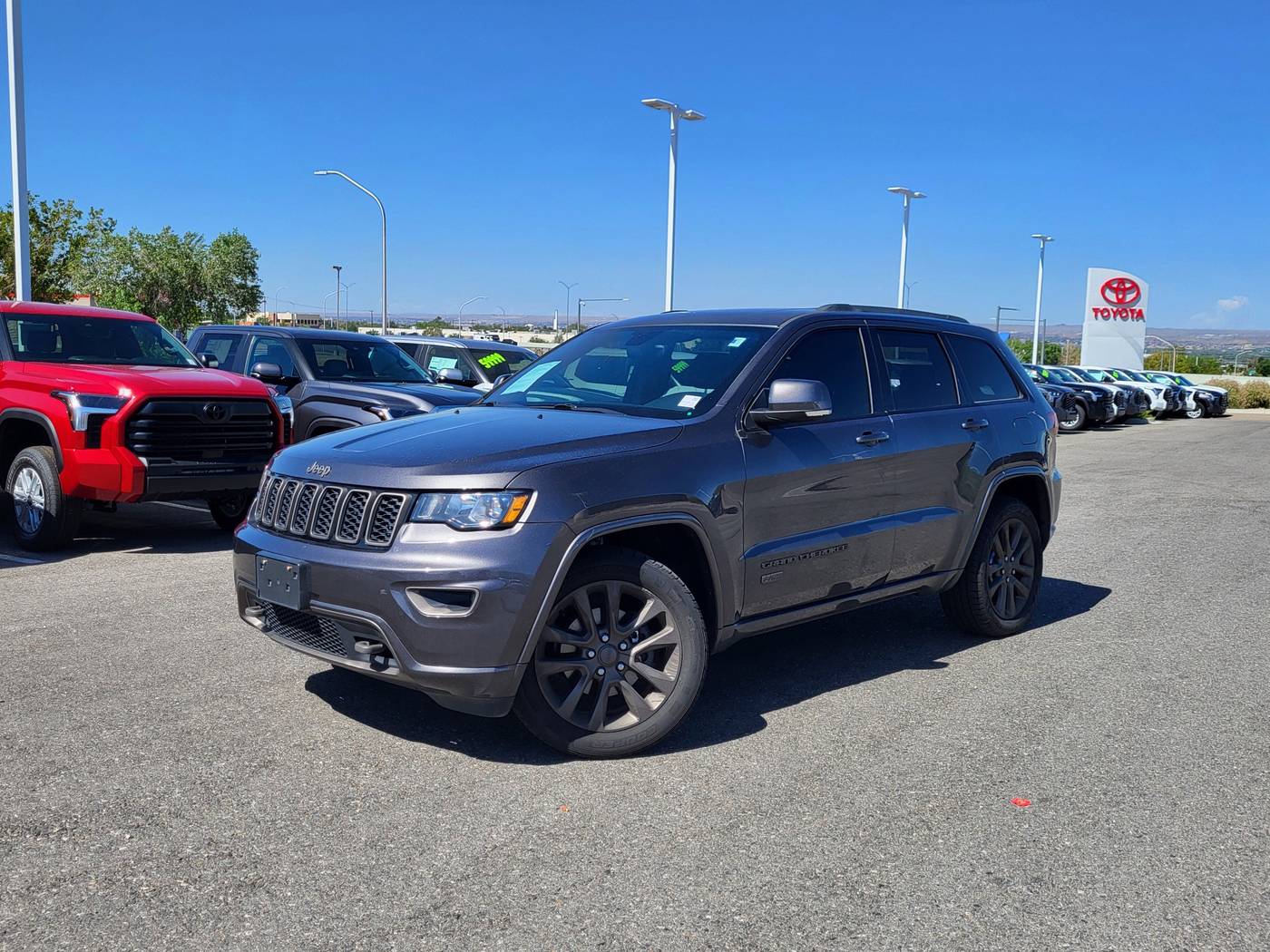 2017 Jeep Grand Cherokee Limited Anniversary — SUV — 110,307 mi — Albuquerque, NM