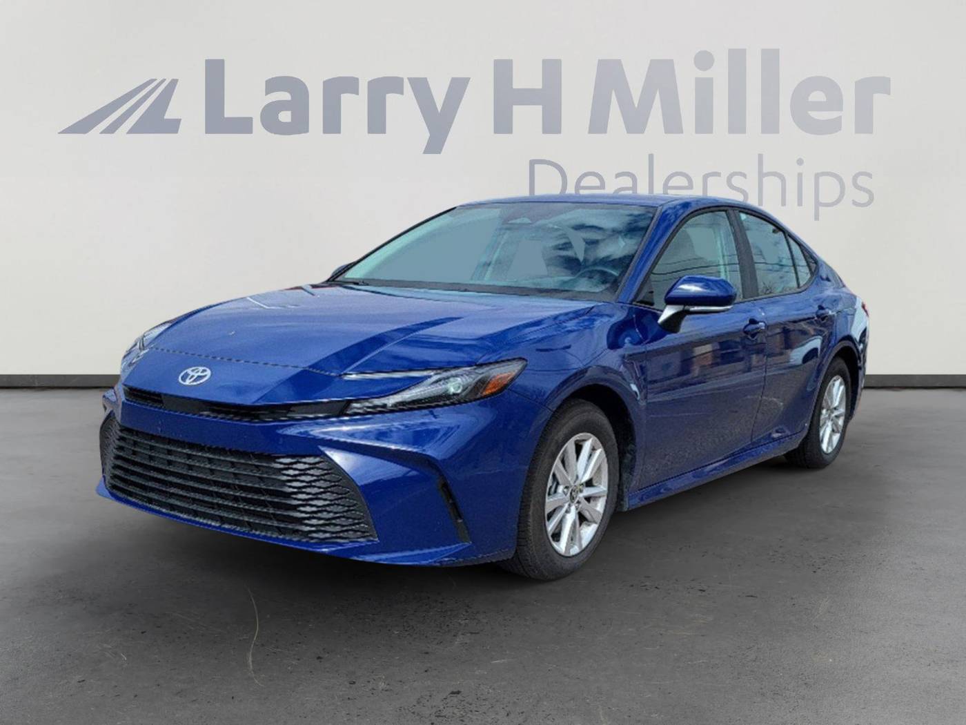2025 Toyota Camry LE — Sedan — 13,082 mi — Albuquerque, NM