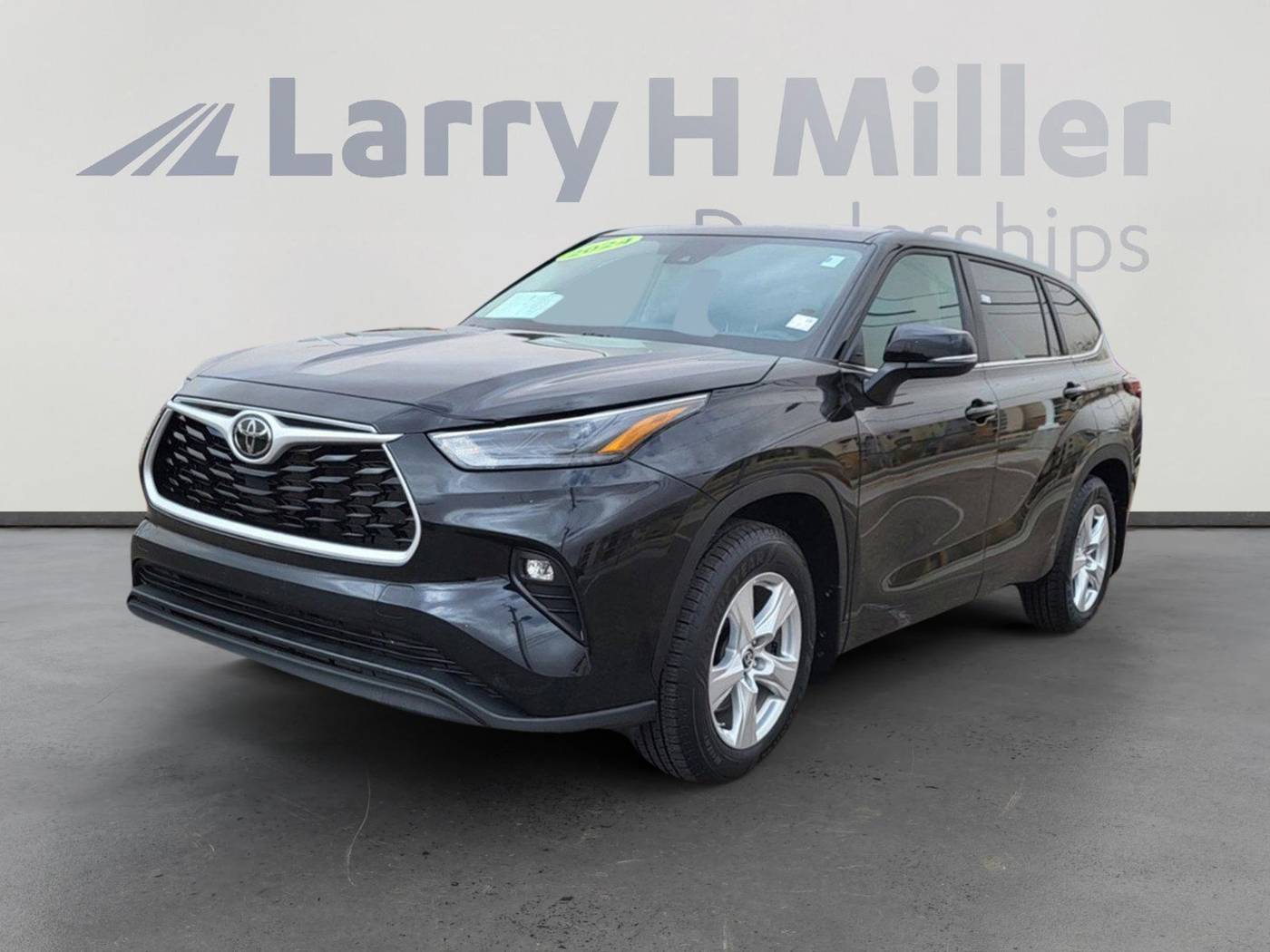 2024 Toyota Highlander LE — SUV — 29,115 mi — Albuquerque, NM