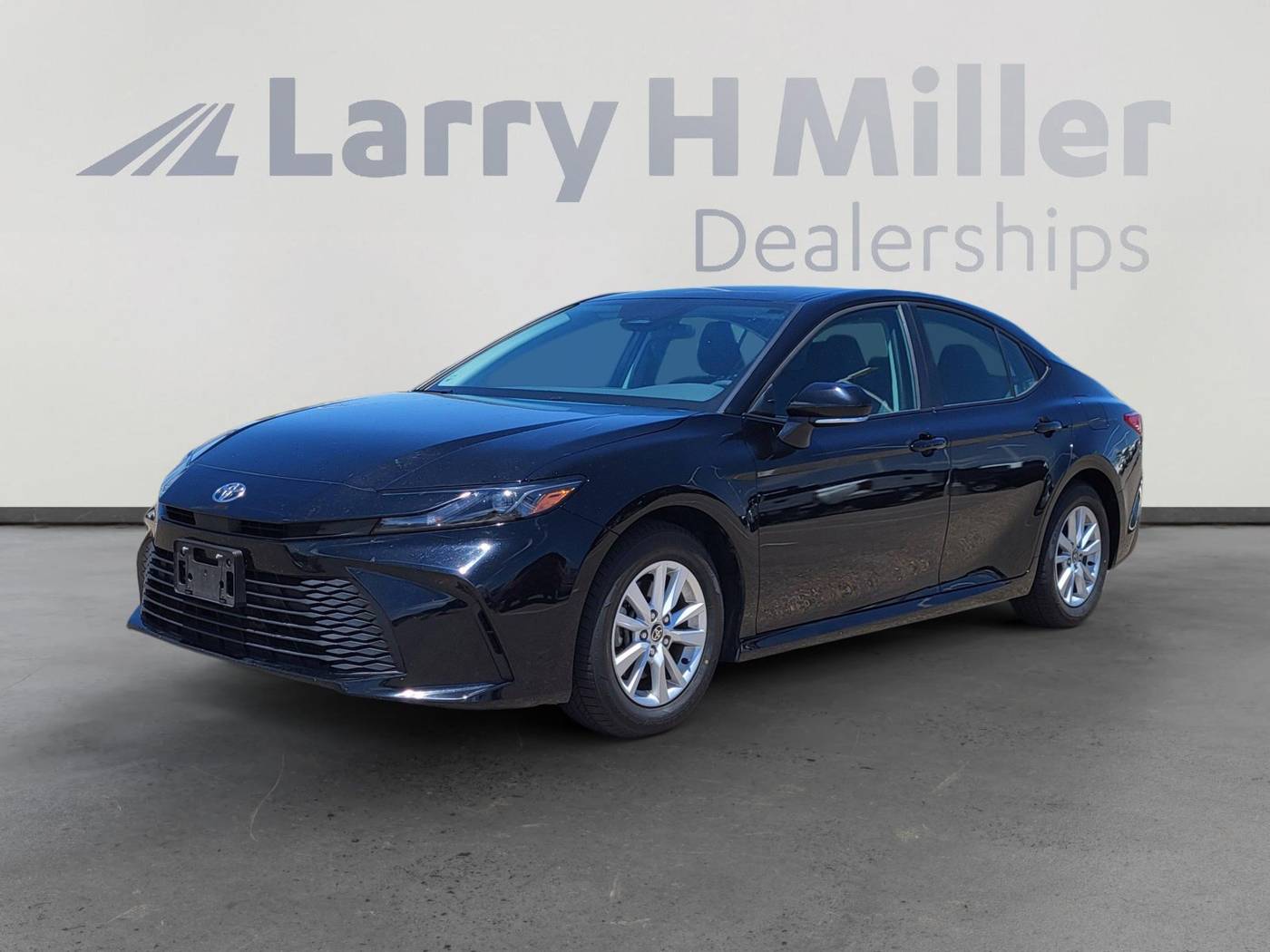 2025 Toyota Camry LE — Sedan — 38,725 mi — Albuquerque, NM