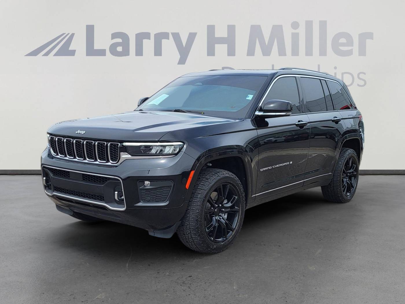 2023 Jeep Grand Cherokee Overland — SUV — 29,390 mi — Albuquerque, NM