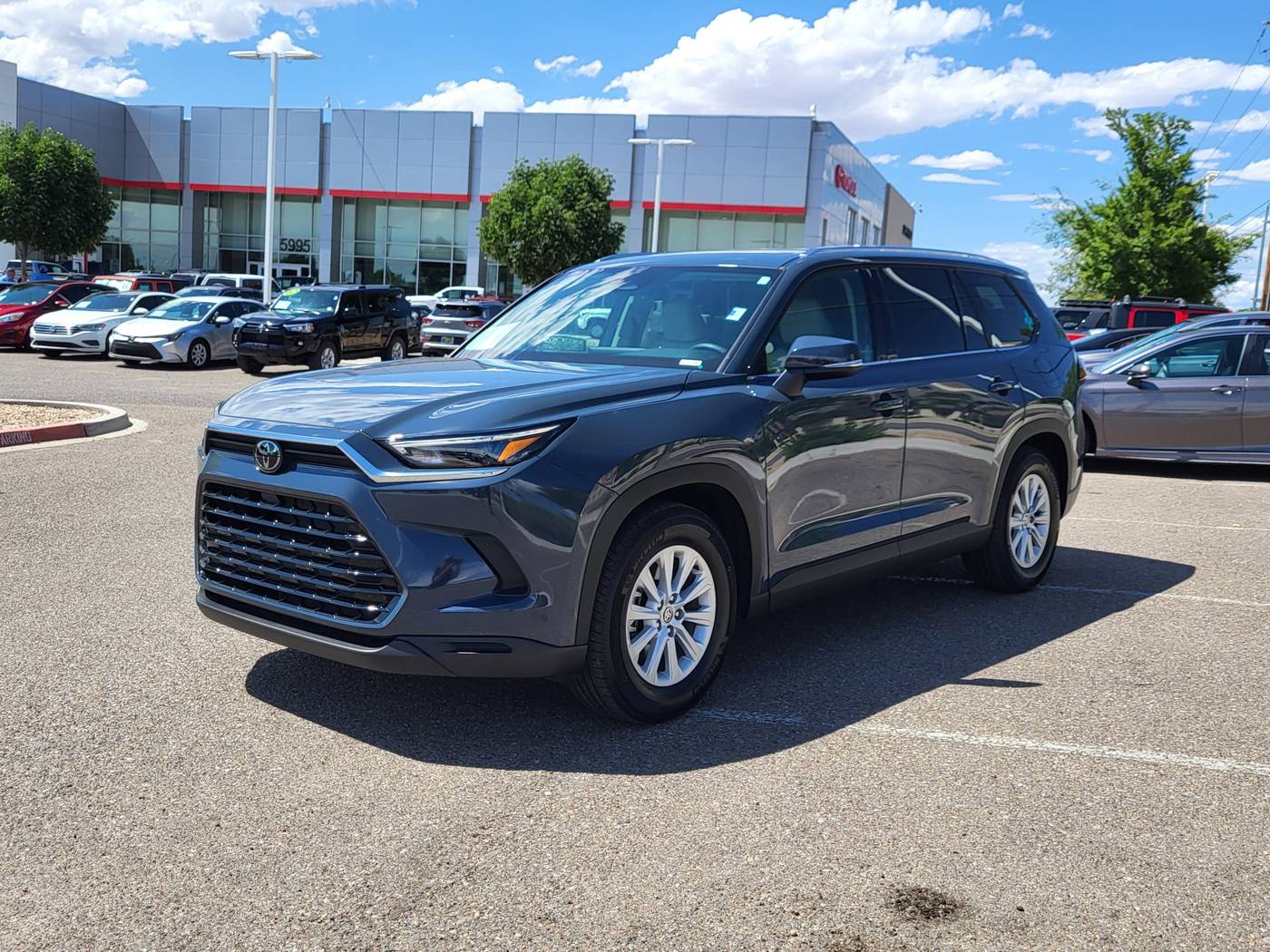 2025 Toyota Grand Highlander XLE — SUV — 5,535 mi — Albuquerque, NM