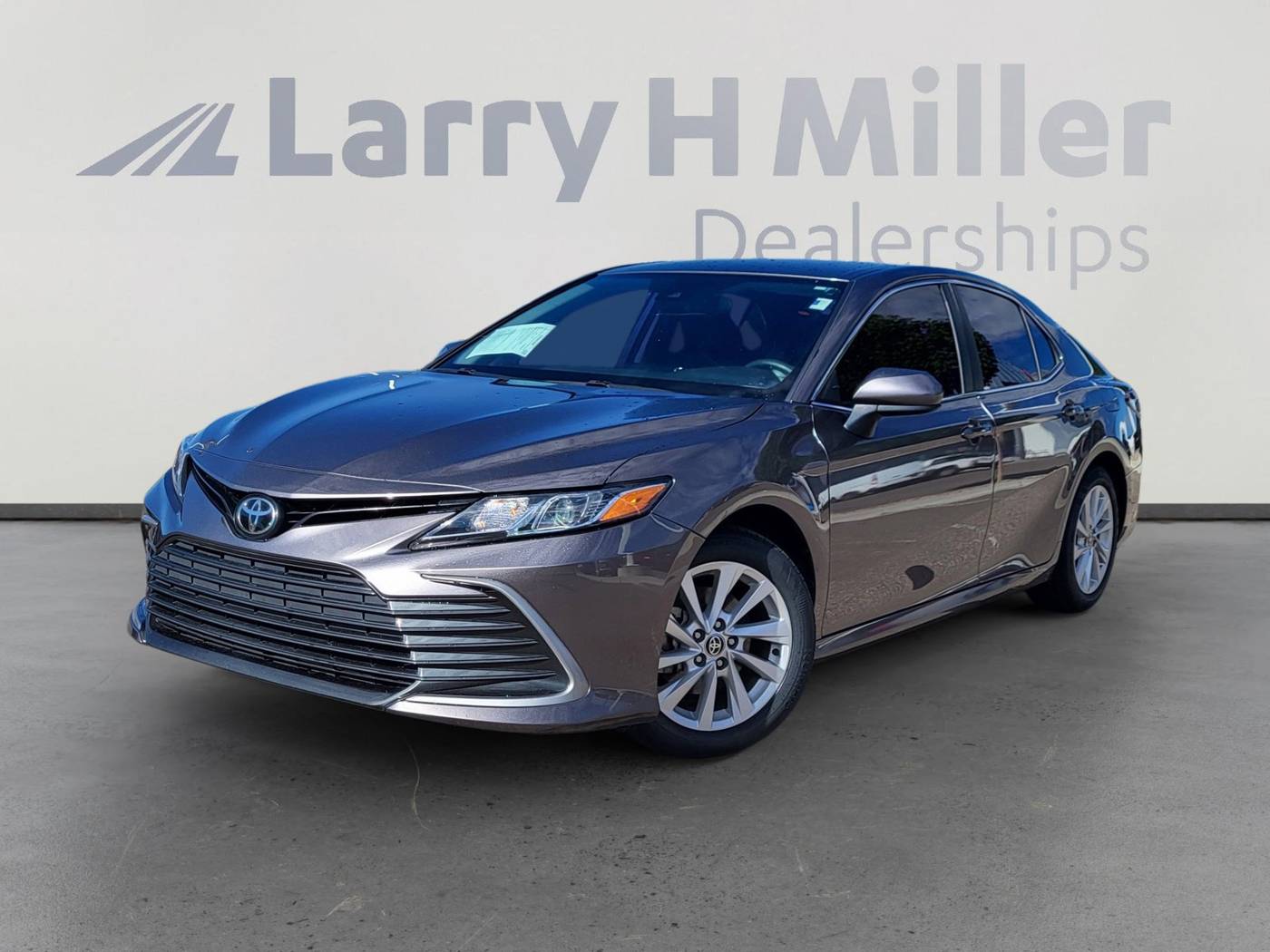 2022 Toyota Camry LE — Sedan — 45,172 mi — Albuquerque, NM