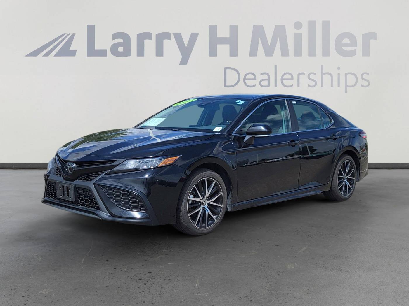 2023 Toyota Camry SE — Sedan — 60,665 mi — Albuquerque, NM