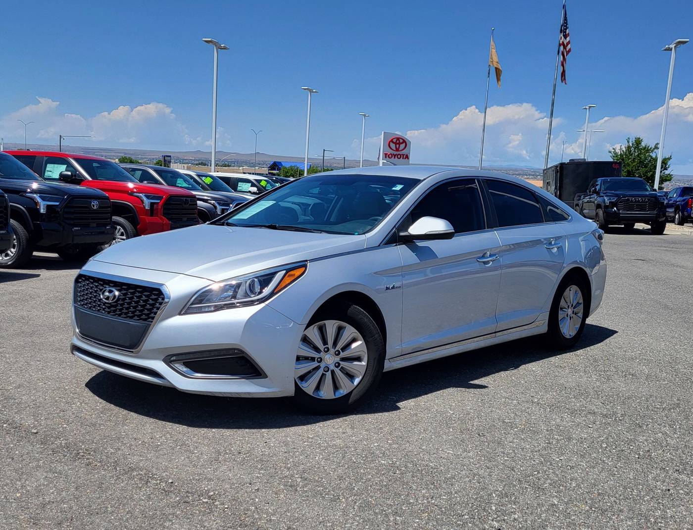2017 Hyundai Sonata Hybrid SE — Sedan — 118,206 mi — Albuquerque, NM