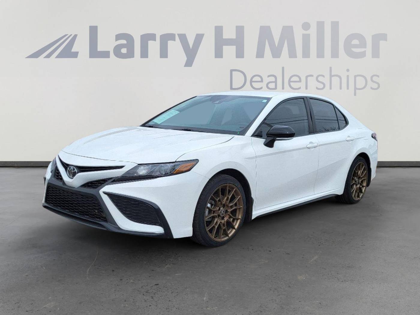 2023 Toyota Camry SE Nightshade — Sedan — 27,256 mi — Albuquerque, NM