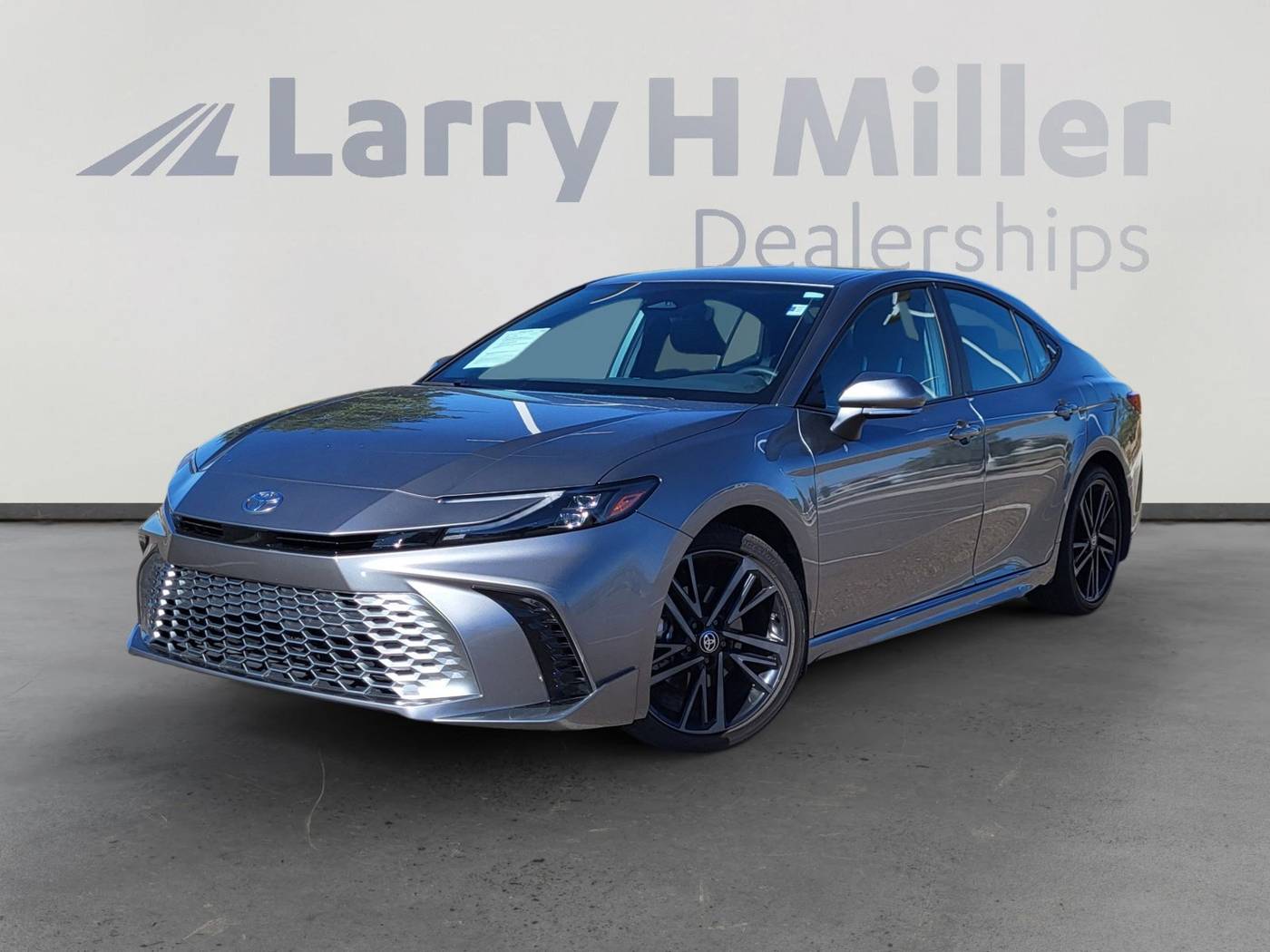 2025 Toyota Camry Hybrid XSE — Sedan — 33,831 mi — Albuquerque, NM
