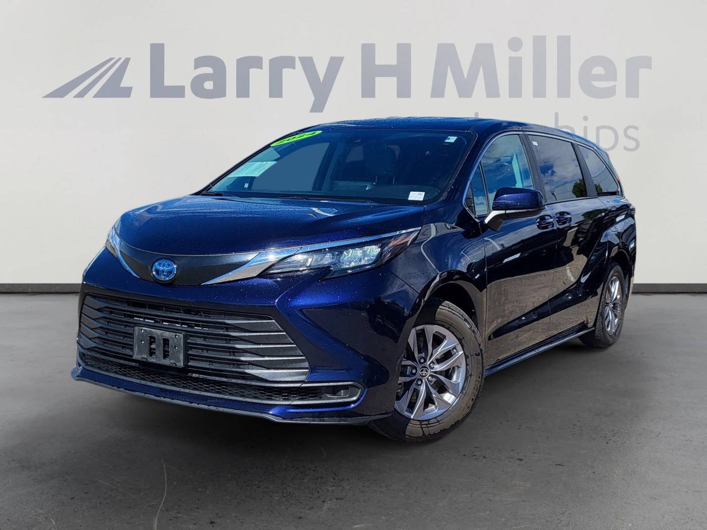 2024 Toyota Sienna LE — Minivan — 36,083 mi — Albuquerque, NM