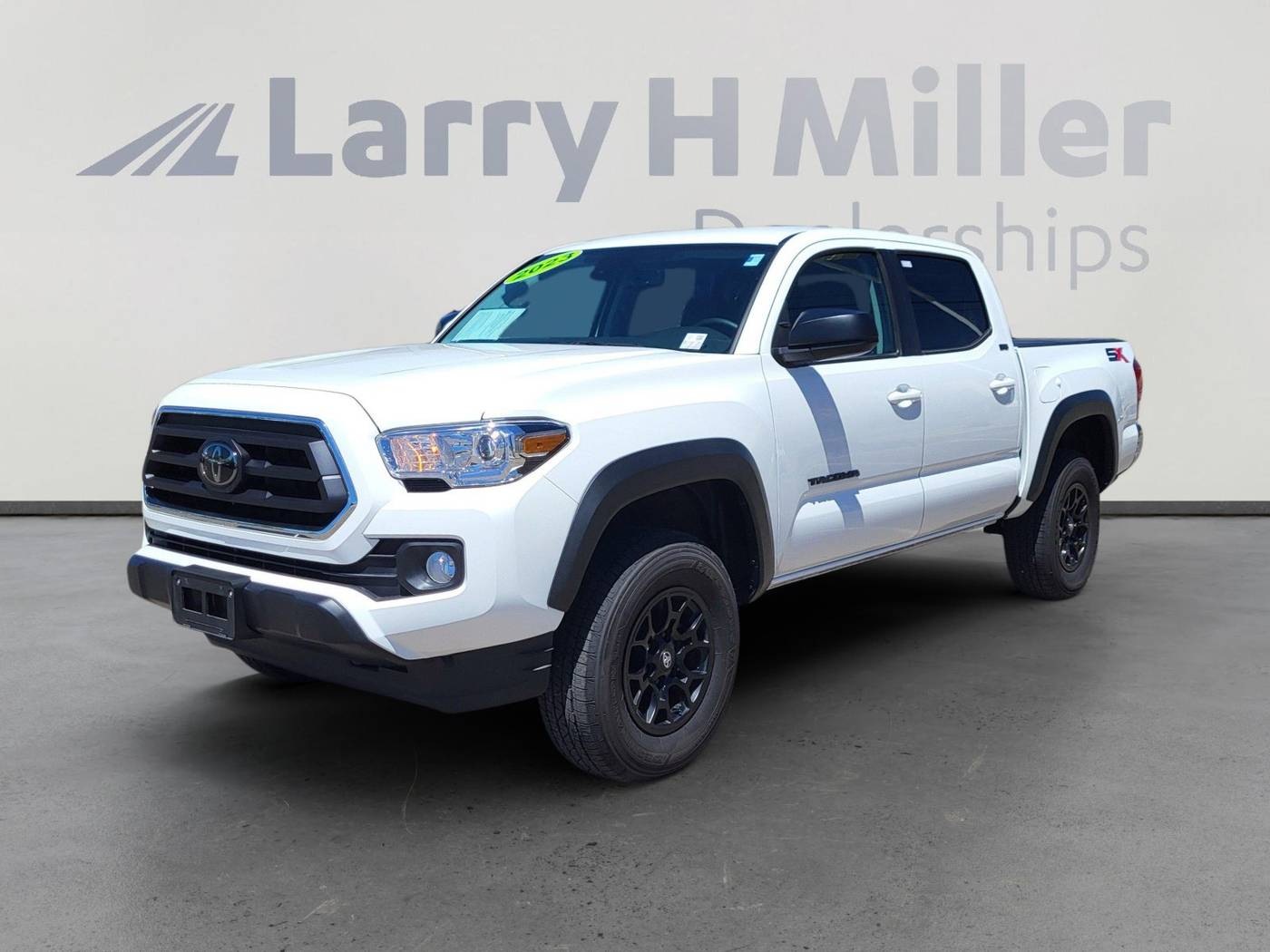 2023 Toyota Tacoma SR5 — Pickup Truck — 15,350 mi — Albuquerque, NM