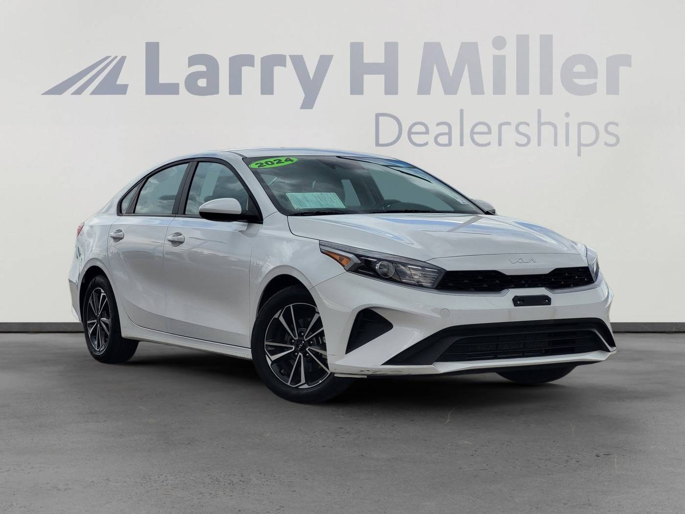 2024 Kia Forte LXS — Sedan — 22,306 mi — Albuquerque, NM