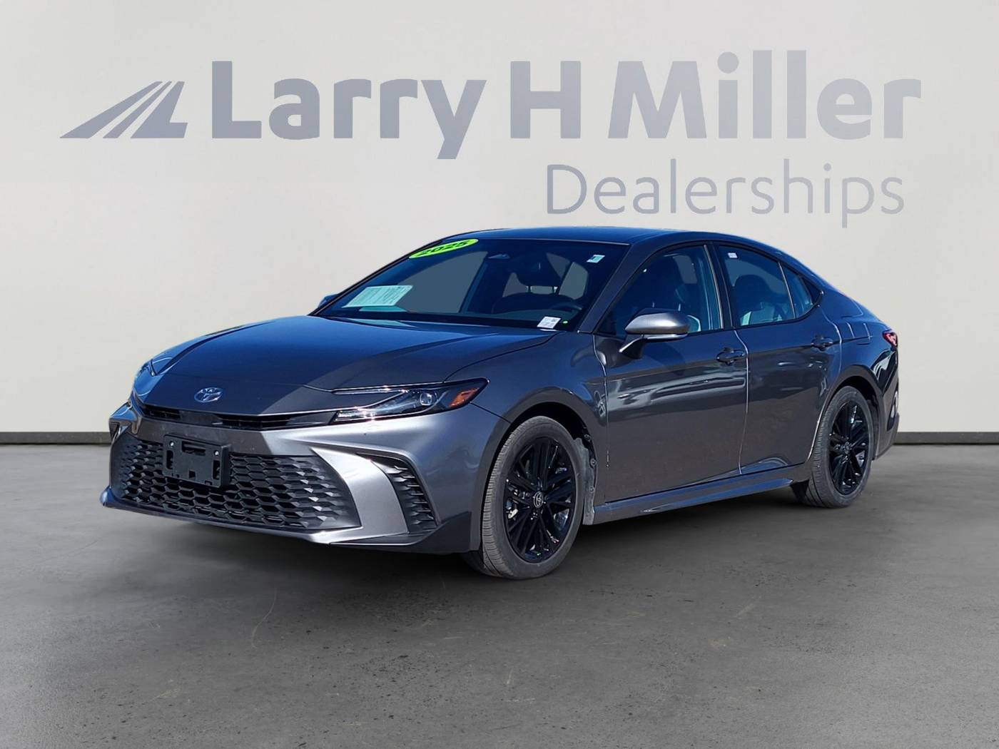 2025 Toyota Camry SE — Sedan — 18,461 mi — Albuquerque, NM