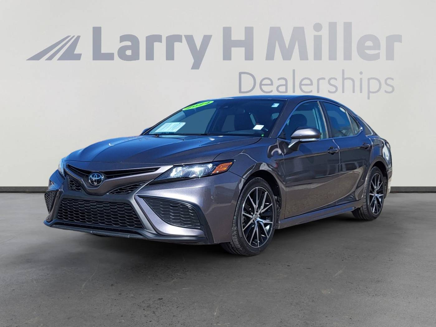 2024 Toyota Camry SE — Sedan — 42,194 mi — Albuquerque, NM