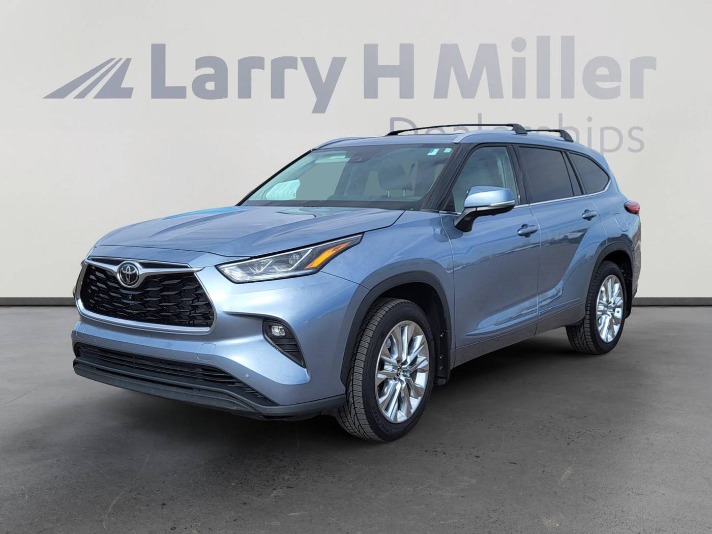 2023 Toyota Highlander L — SUV — 31,909 mi — Albuquerque, NM