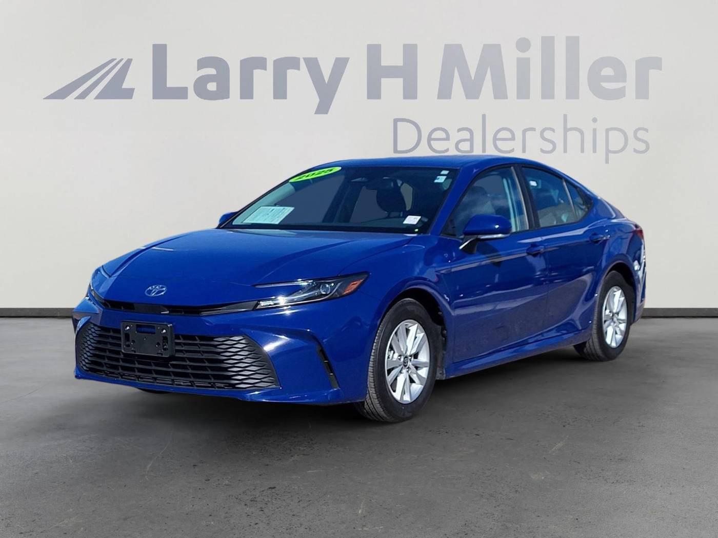 2025 Toyota Camry LE — Sedan — 15,660 mi — Albuquerque, NM