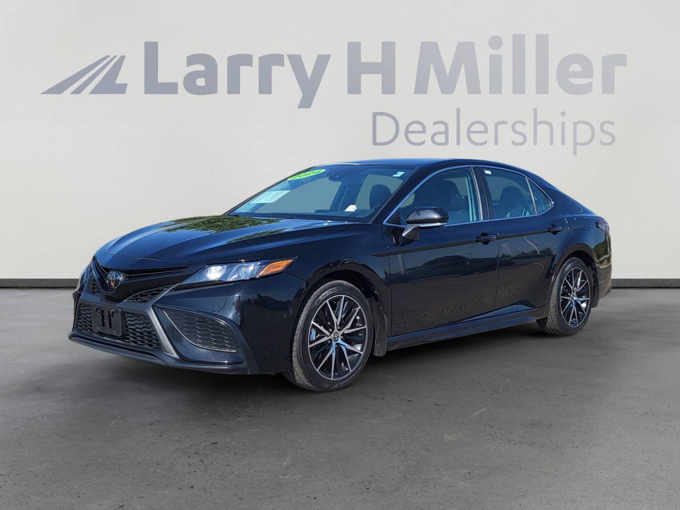 2023 Toyota Camry SE — Sedan — 52,255 mi — Albuquerque, NM