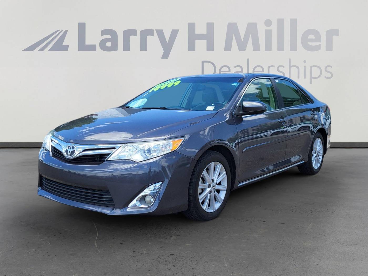 2013 Toyota Camry XLE V6 — Sedan — 106,361 mi — Albuquerque, NM