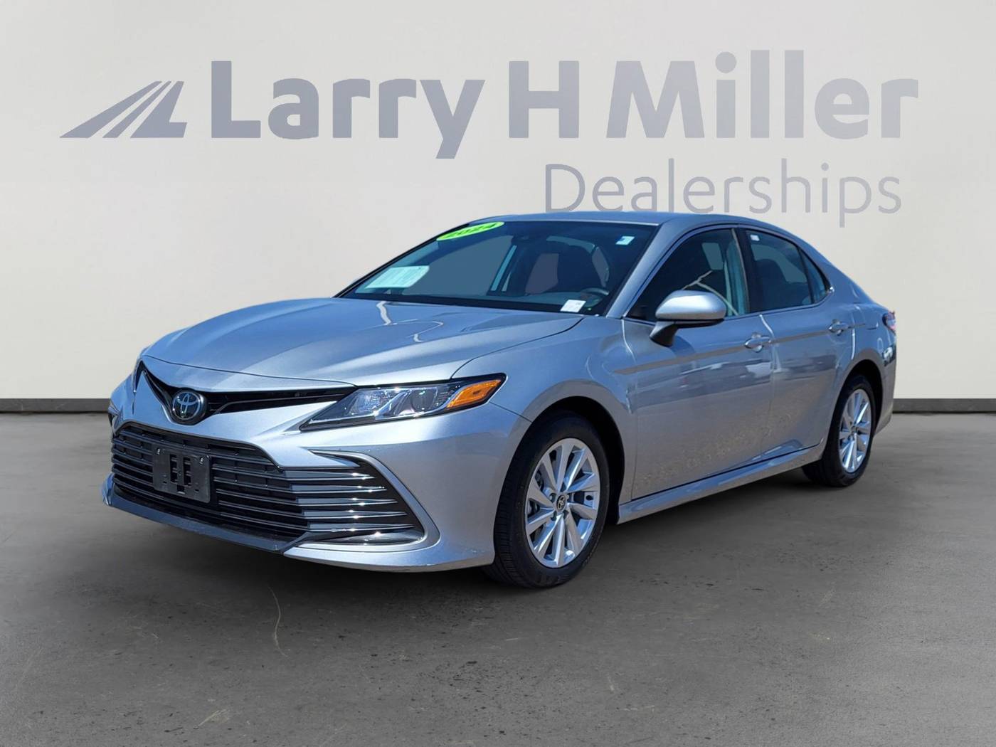 2024 Toyota Camry LE — Sedan — 32,567 mi — Albuquerque, NM