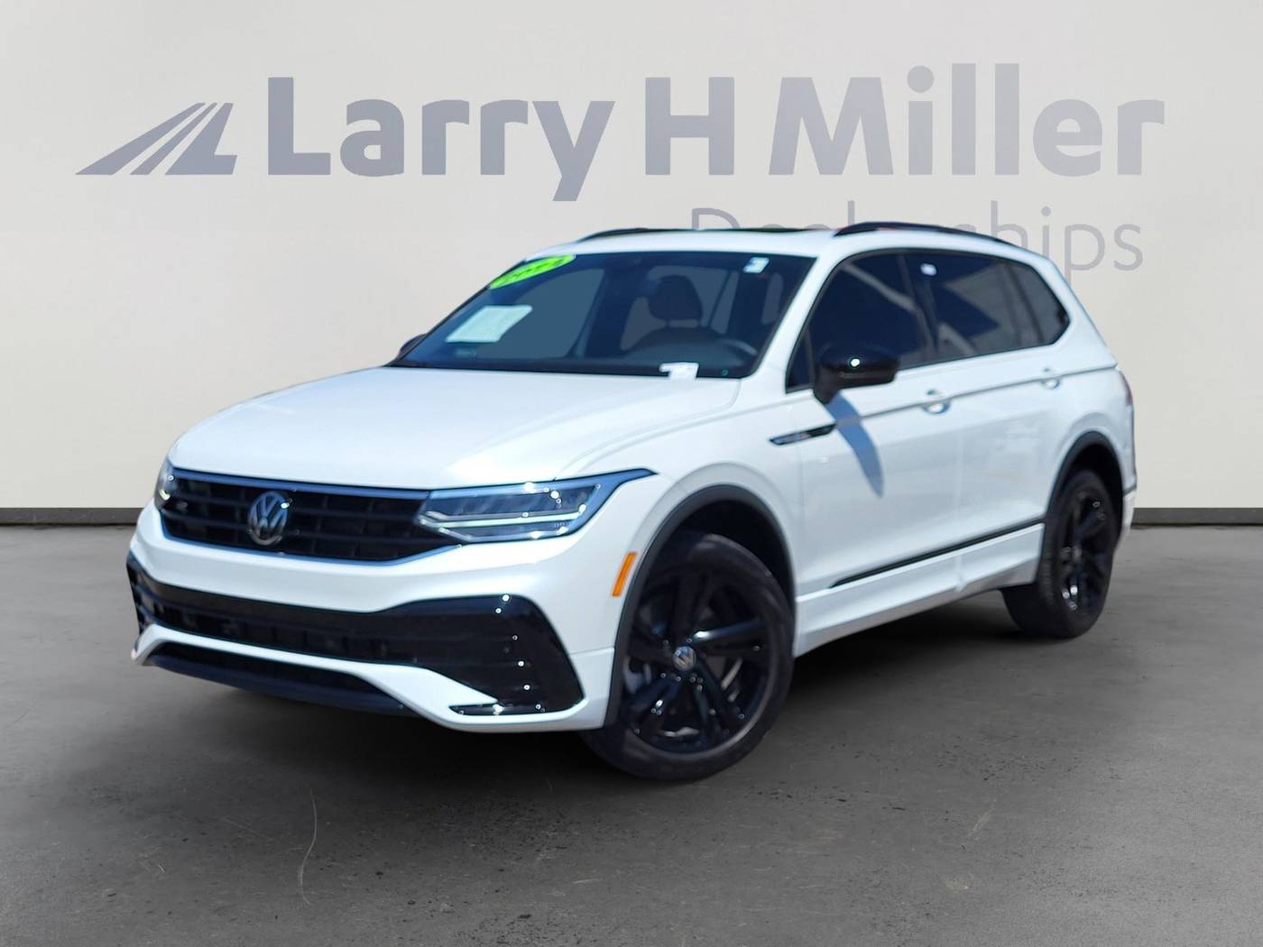 2024 Volkswagen Tiguan SE R-Line Black — SUV — 13,607 mi — Albuquerque, NM