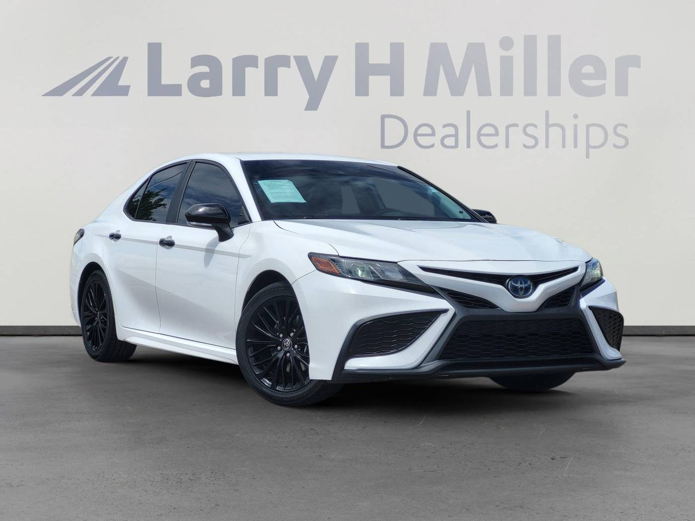 2022 Toyota Camry Hybrid SE — Sedan — 81,093 mi — Albuquerque, NM