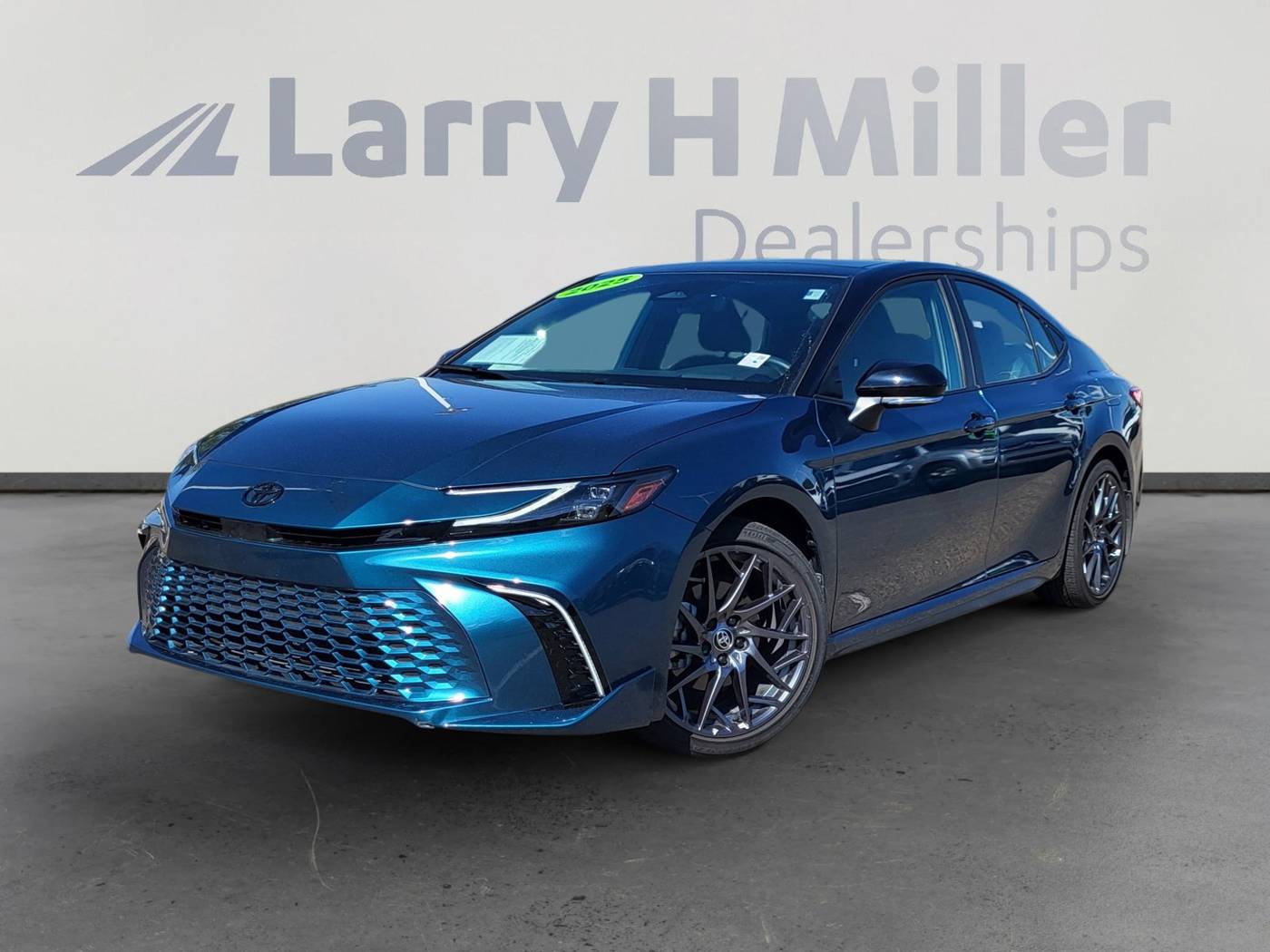 2025 Toyota Camry Hybrid XSE — Sedan — 10,638 mi — Albuquerque, NM
