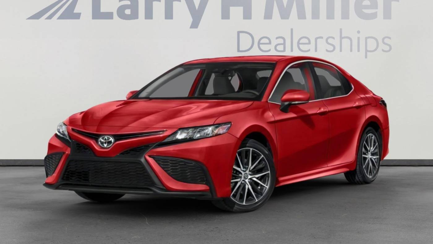 2024 Toyota Camry LE — Sedan — 32,430 mi — Albuquerque, NM
