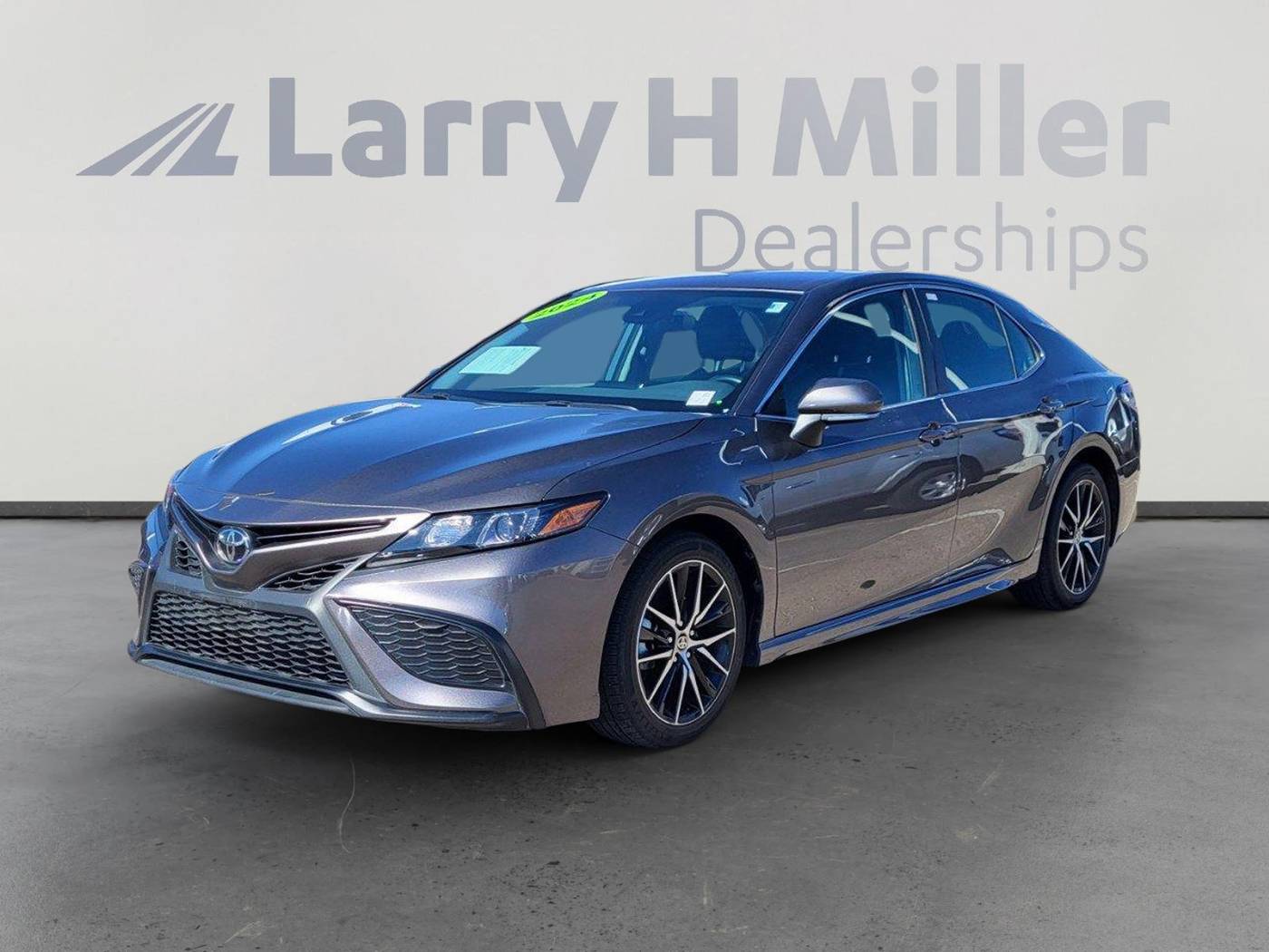 2024 Toyota Camry SE — Sedan — 31,769 mi — Albuquerque, NM