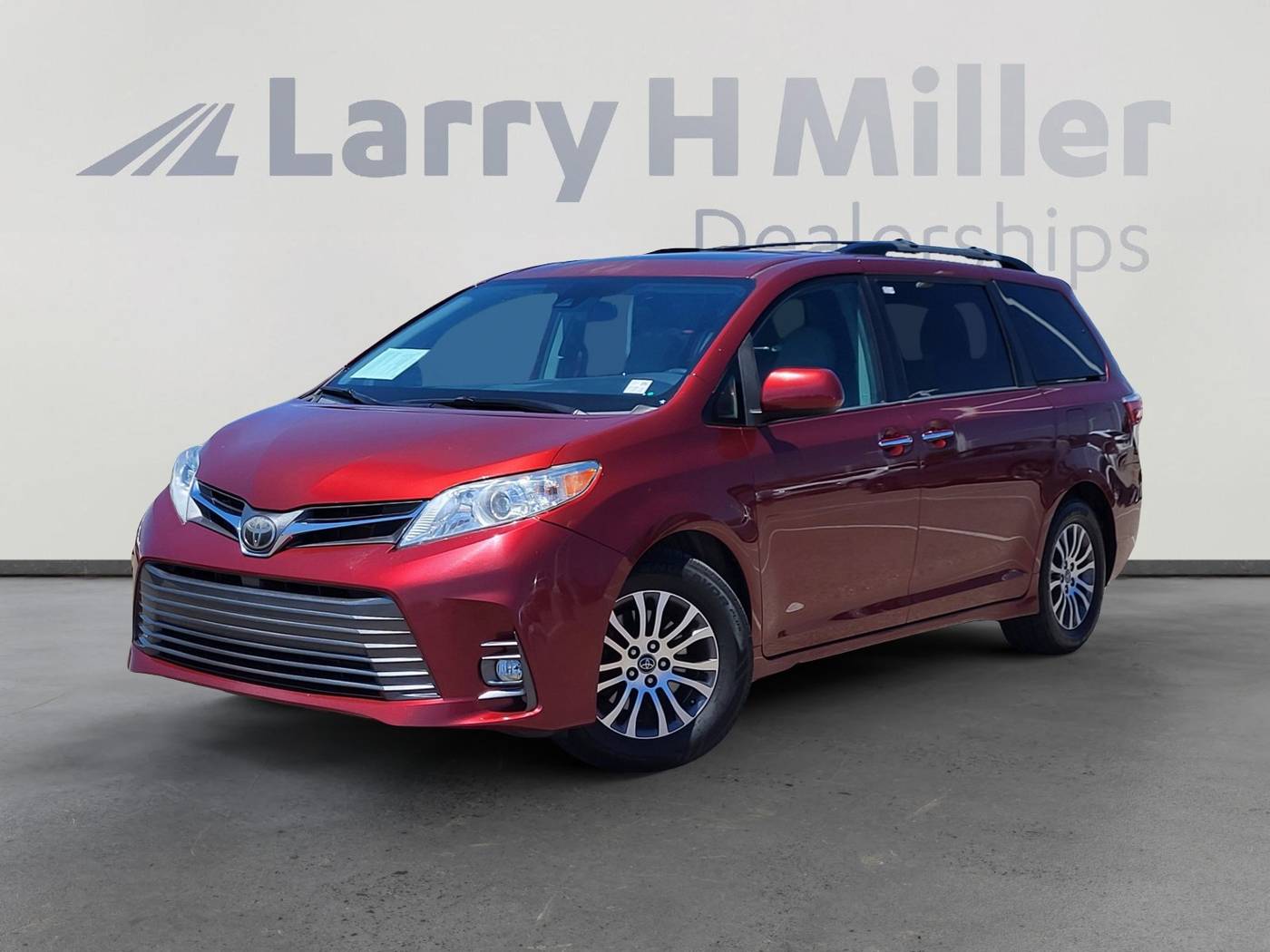 2019 Toyota Sienna XLE — Minivan — 62,275 mi — Albuquerque, NM