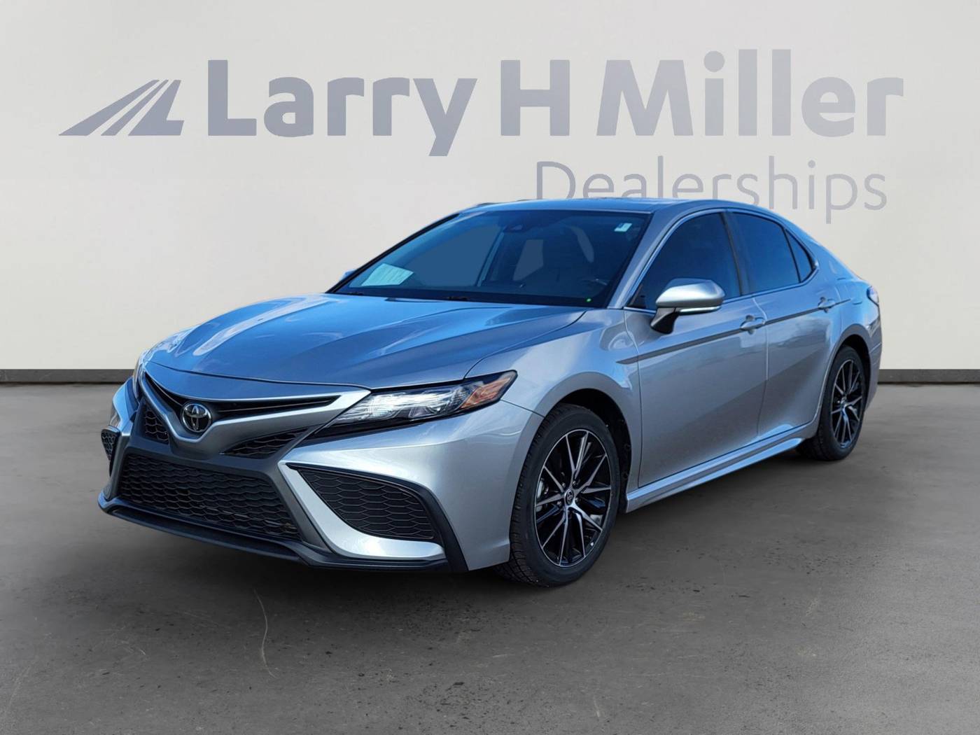 2023 Toyota Camry SE — Sedan — 26,918 mi — Albuquerque, NM