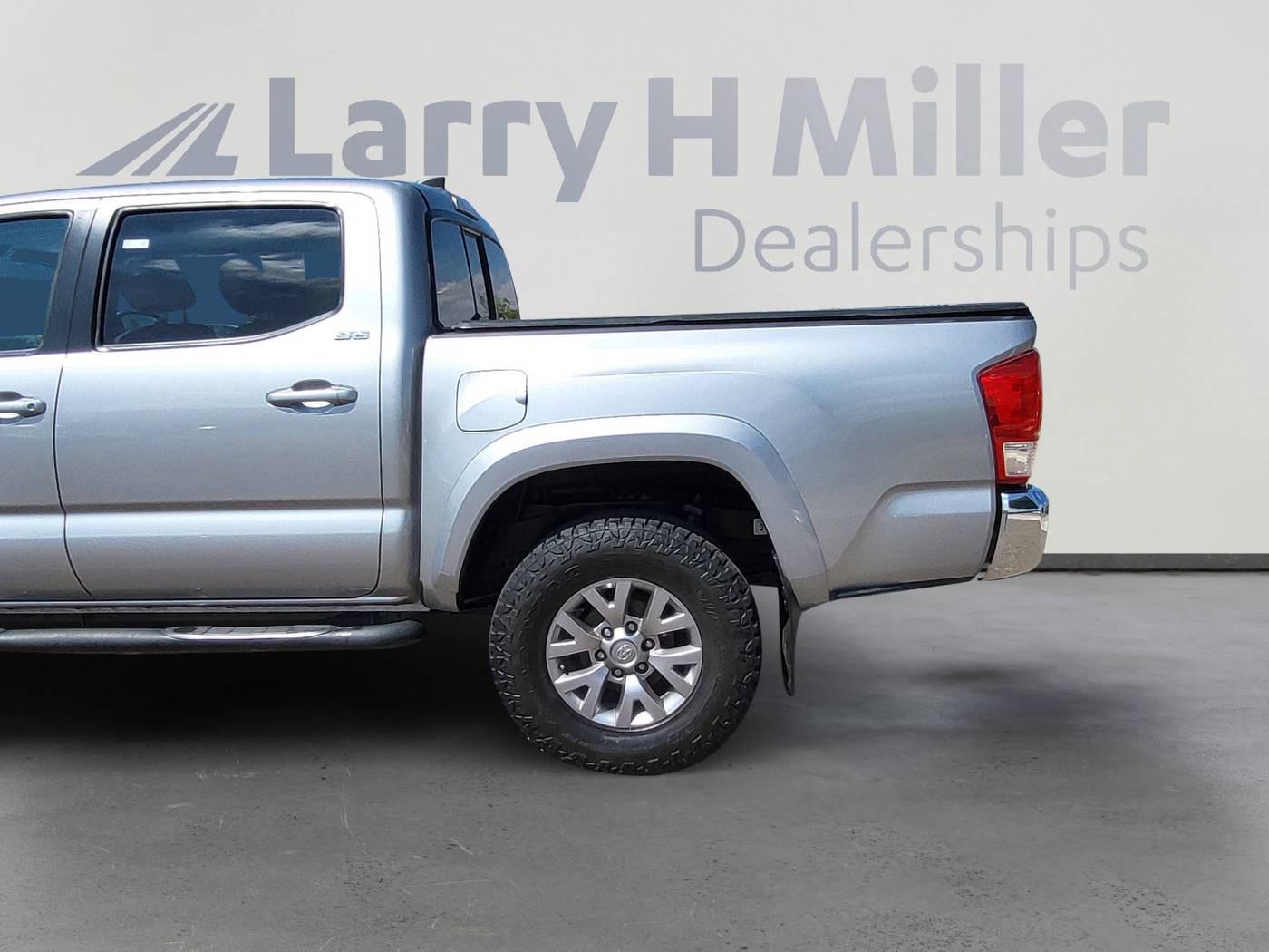 Thumbnail 4
