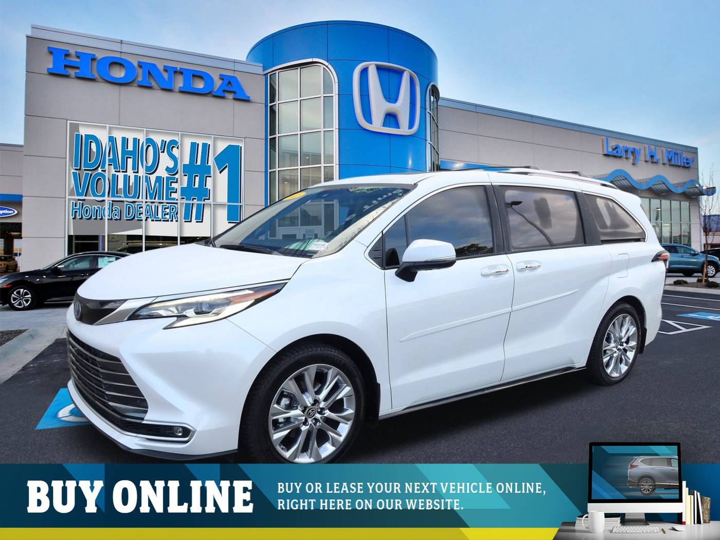 2022 Toyota Sienna Platinum — Minivan — 25,567 mi — Boise, ID