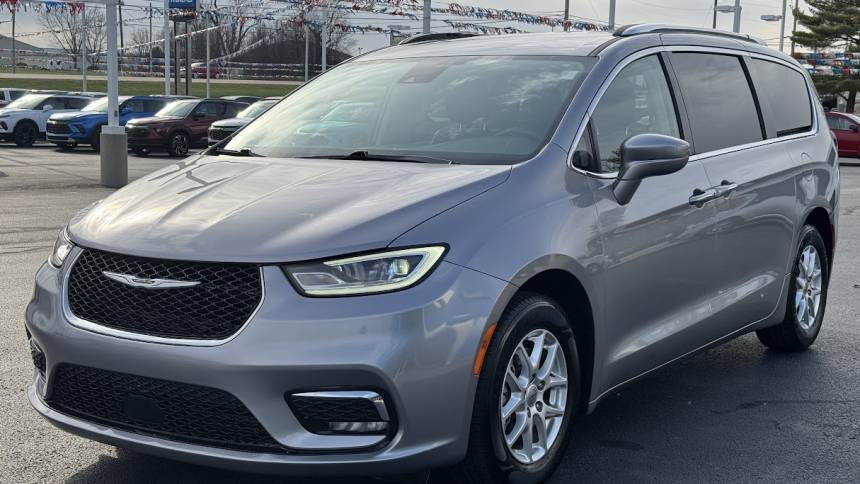 2021 Chrysler Pacifica Touring L — Minivan — 93,844 mi — Boonville, IN